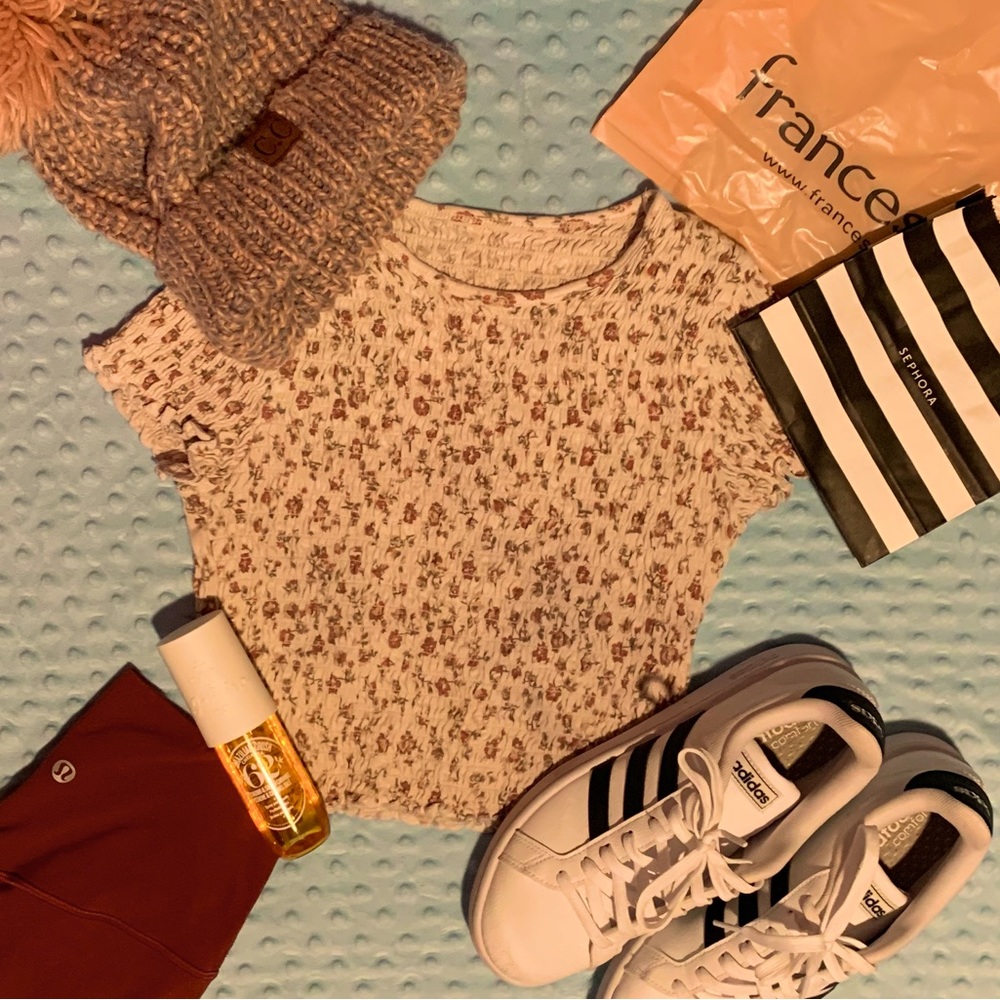 Cute skin tight, crop top, trendy for teenagers size 0